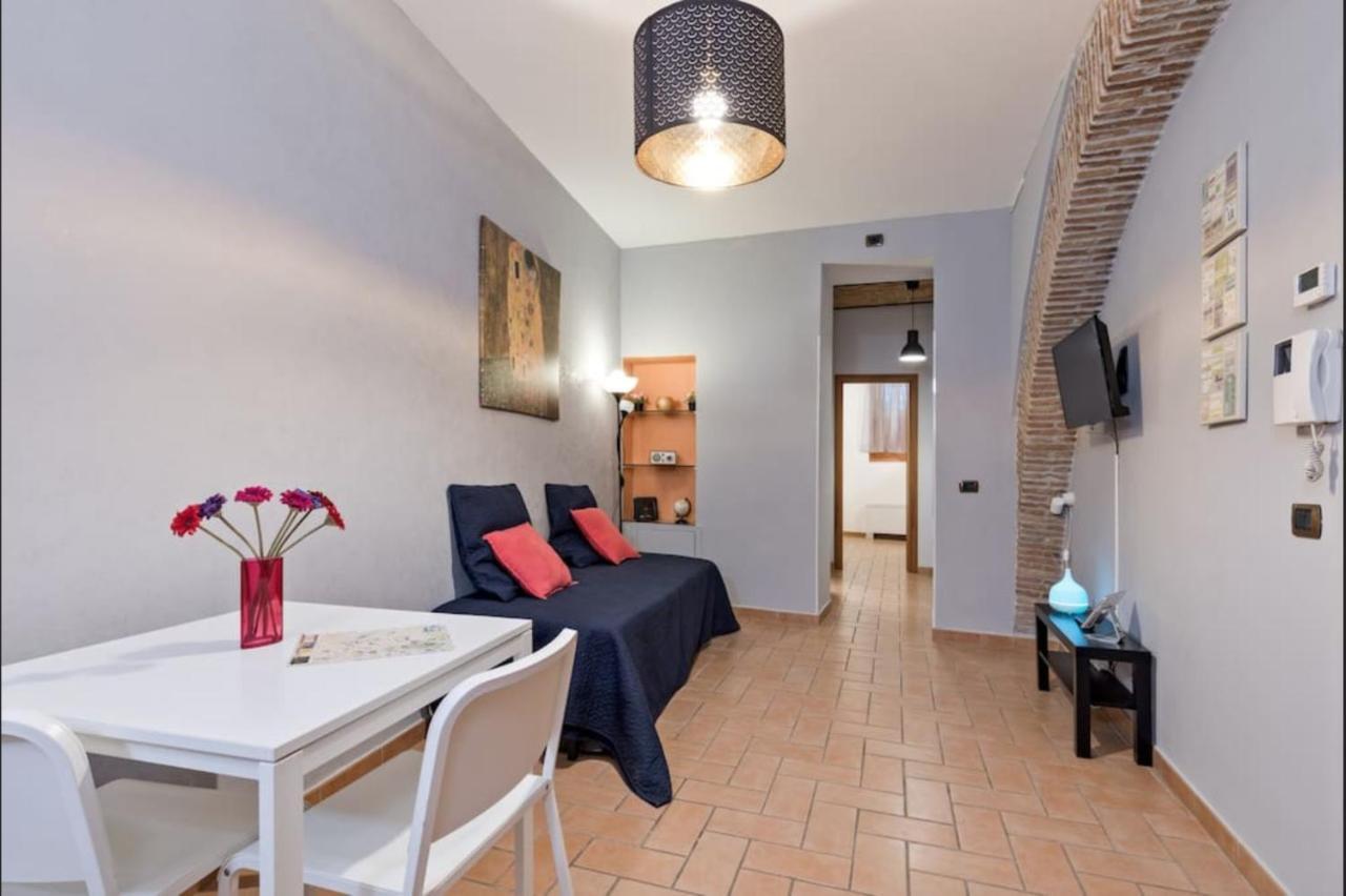 Roma Colosseum Apartment Exterior foto